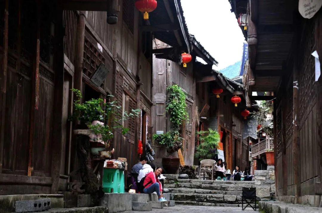 白色情人节：校园迷宫