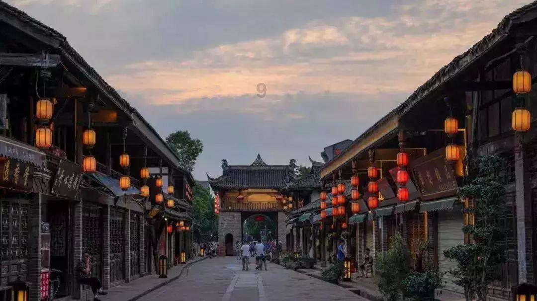神圣的石像
